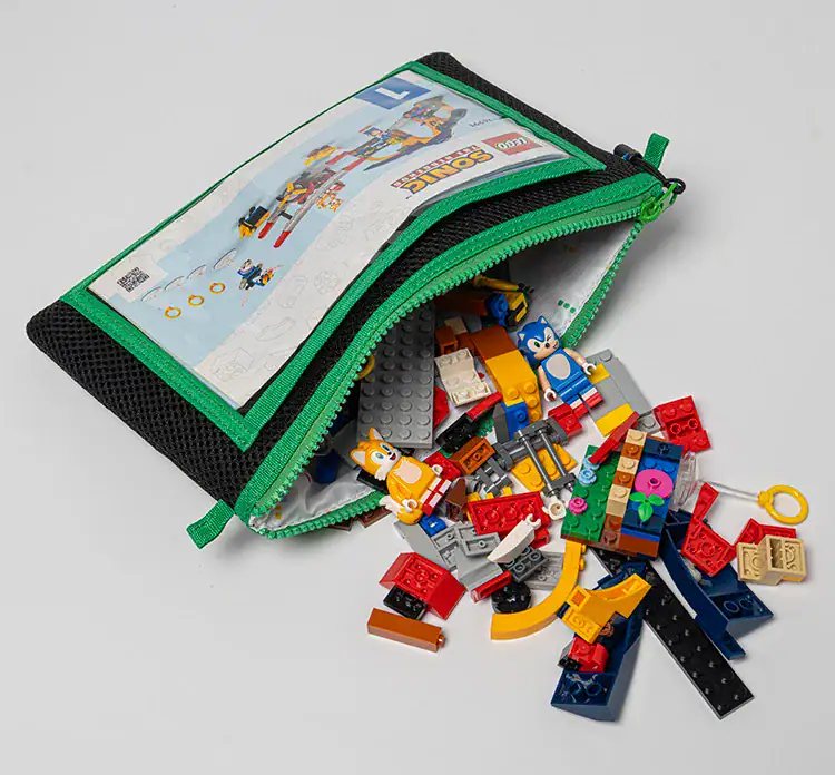 Brick Bagz medium bag shown in green with instructions in pouch